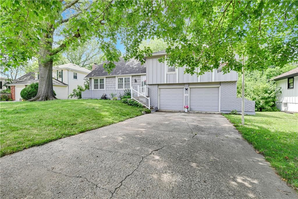 9418 Mullen Street — photo 3