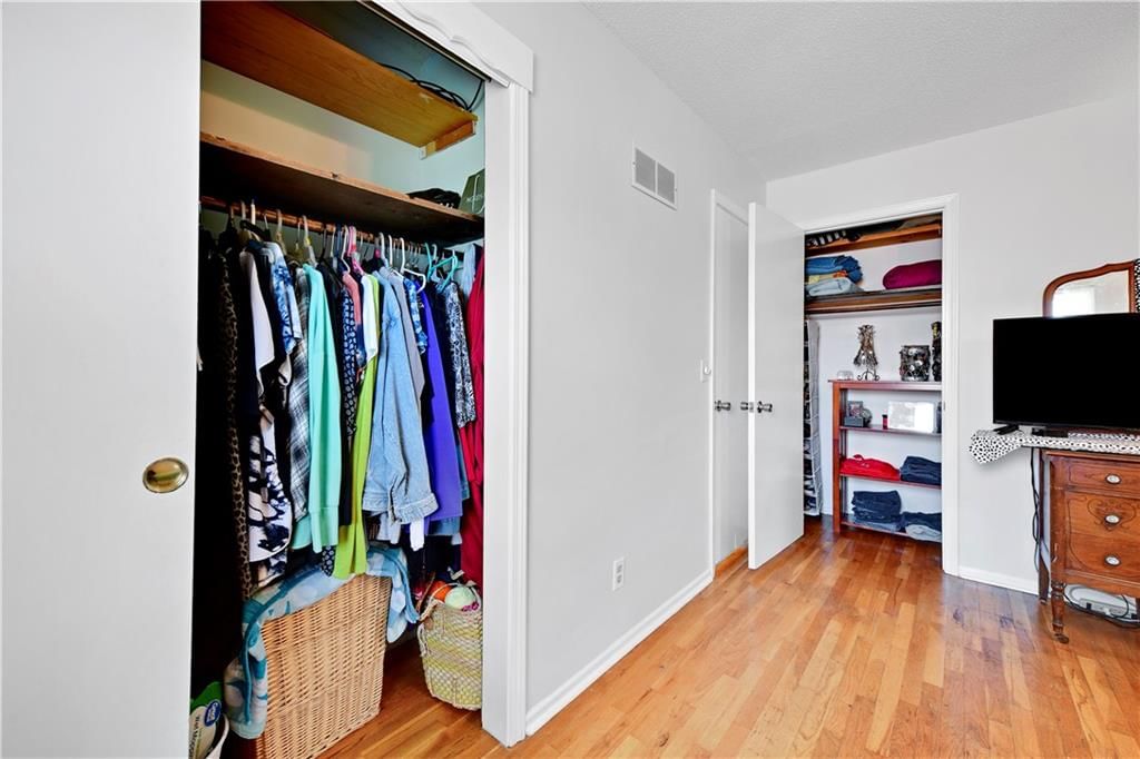 9418 Mullen Street — photo 30