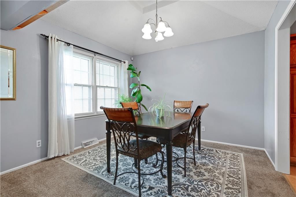 9418 Mullen Street — photo 10