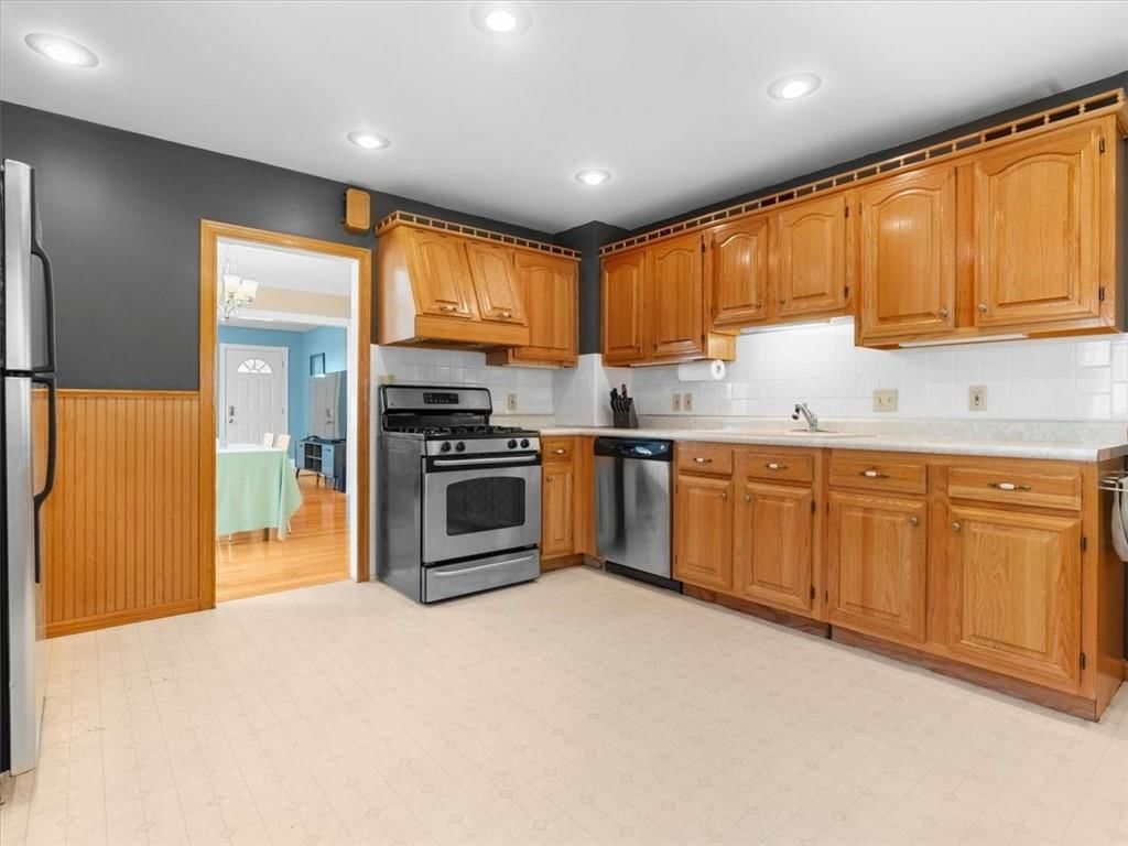 403 S 31 Street — photo 8