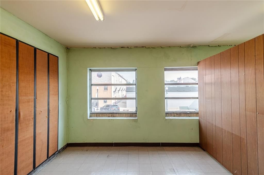 710 Commercial Street — photo 38