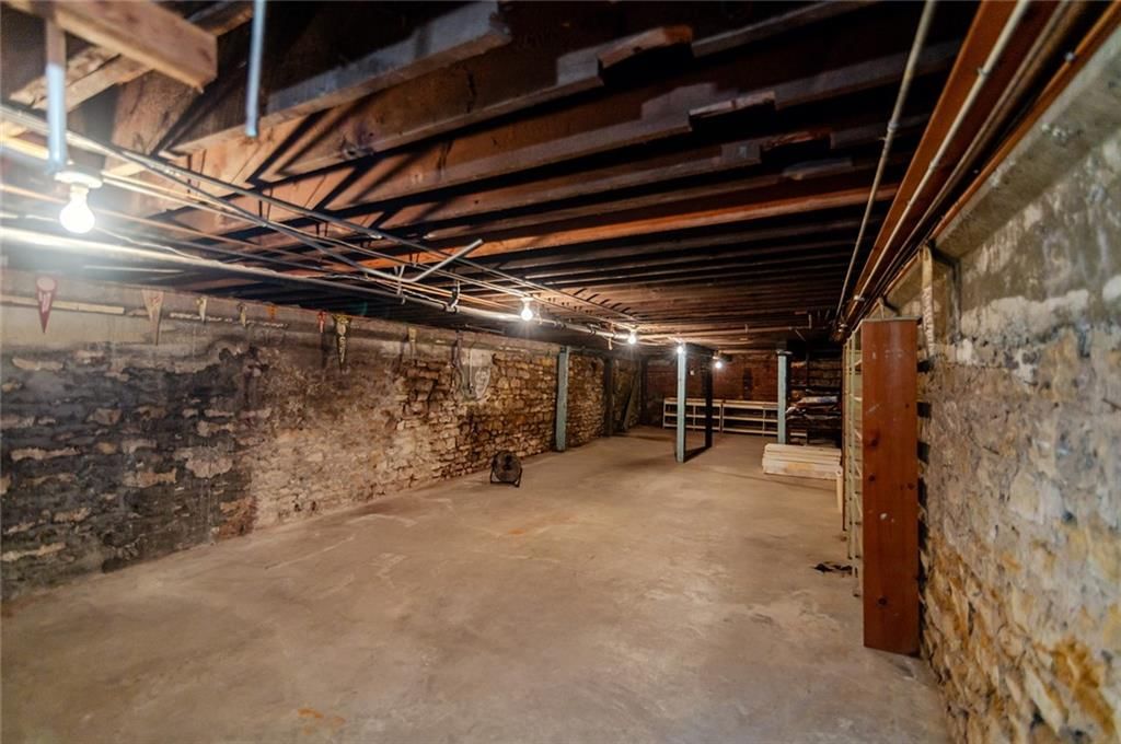 710 Commercial Street — photo 58