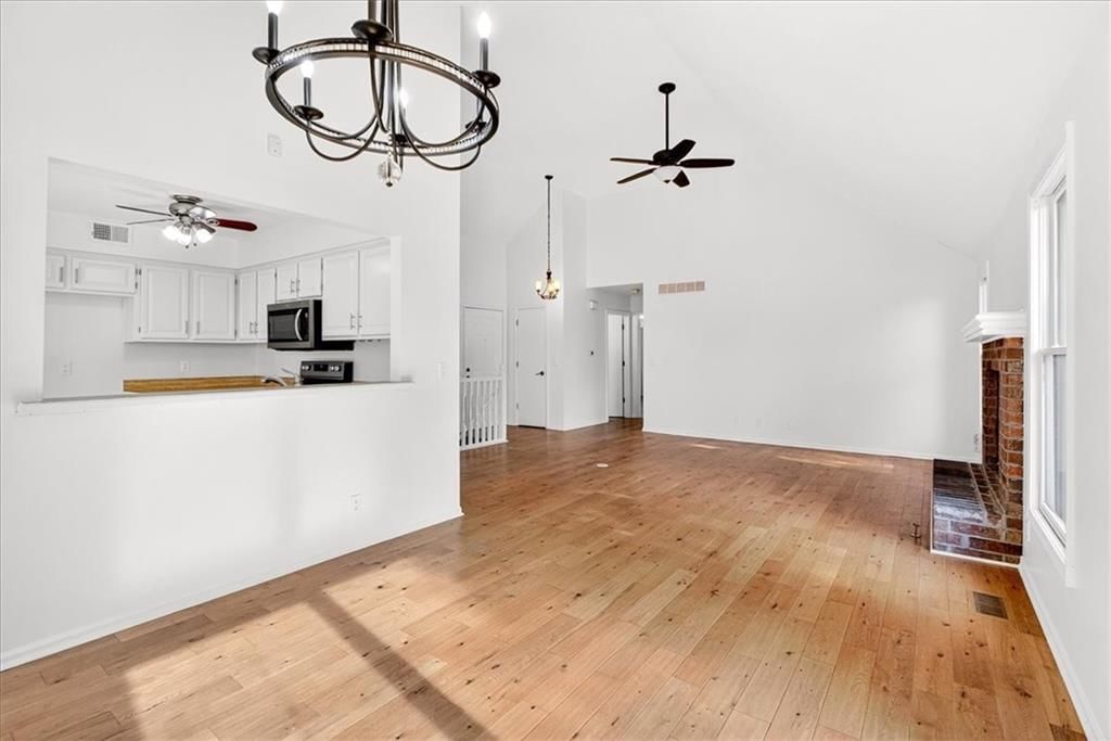 15513 Floyd Street — photo 9