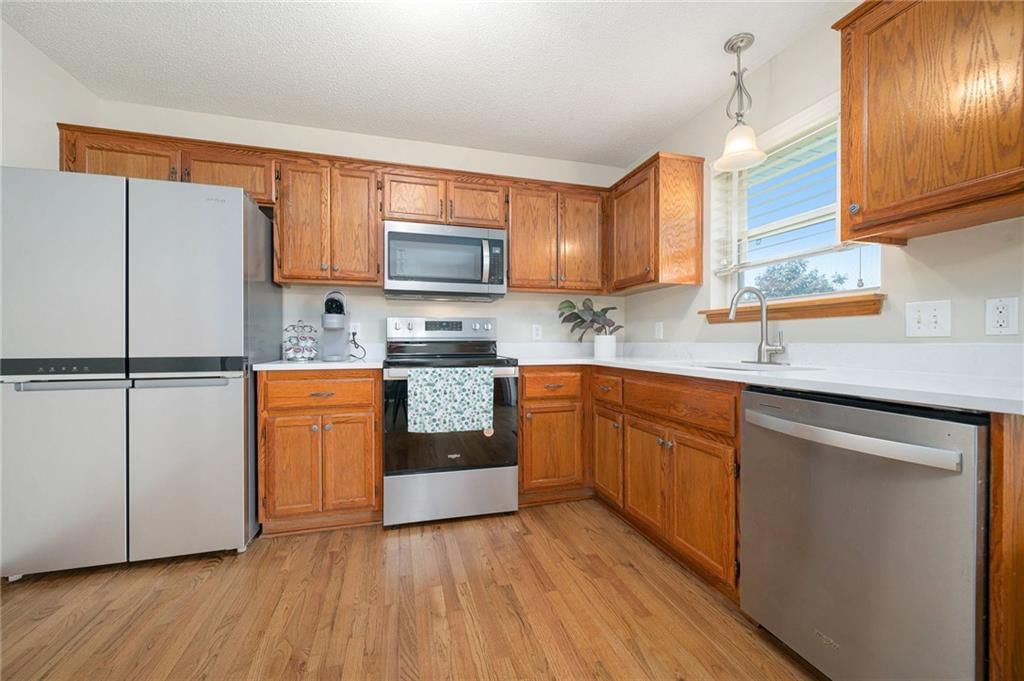 806 Sunflower Street — photo 9