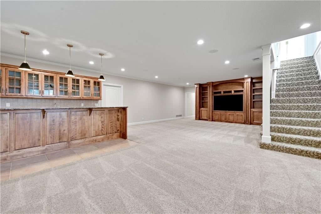 16720 S Country Club Drive — photo 29