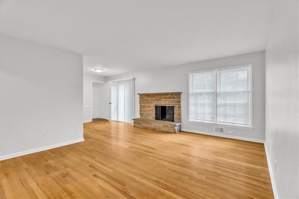 15305 E 44th Street — photo 5