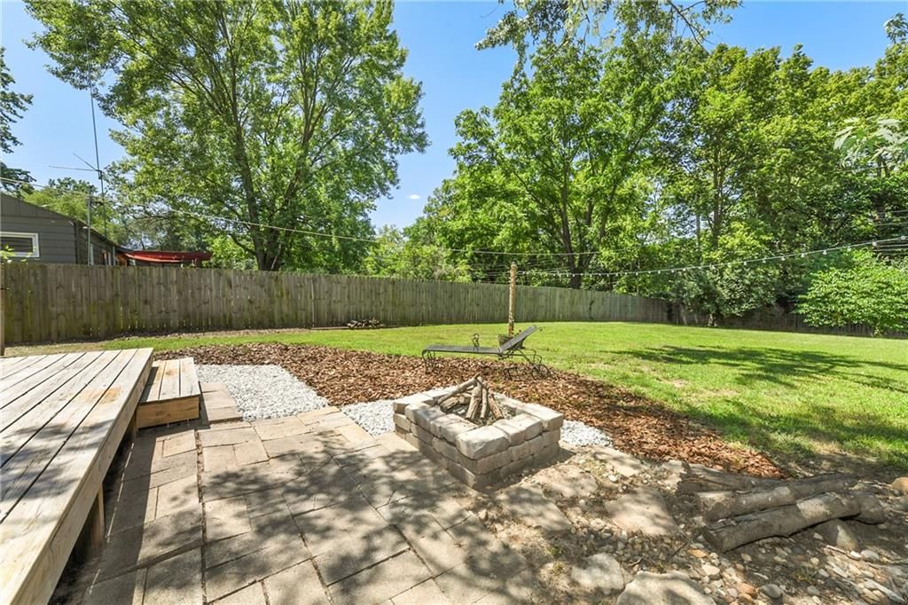 9914 CHARLOTTE Street — photo 6