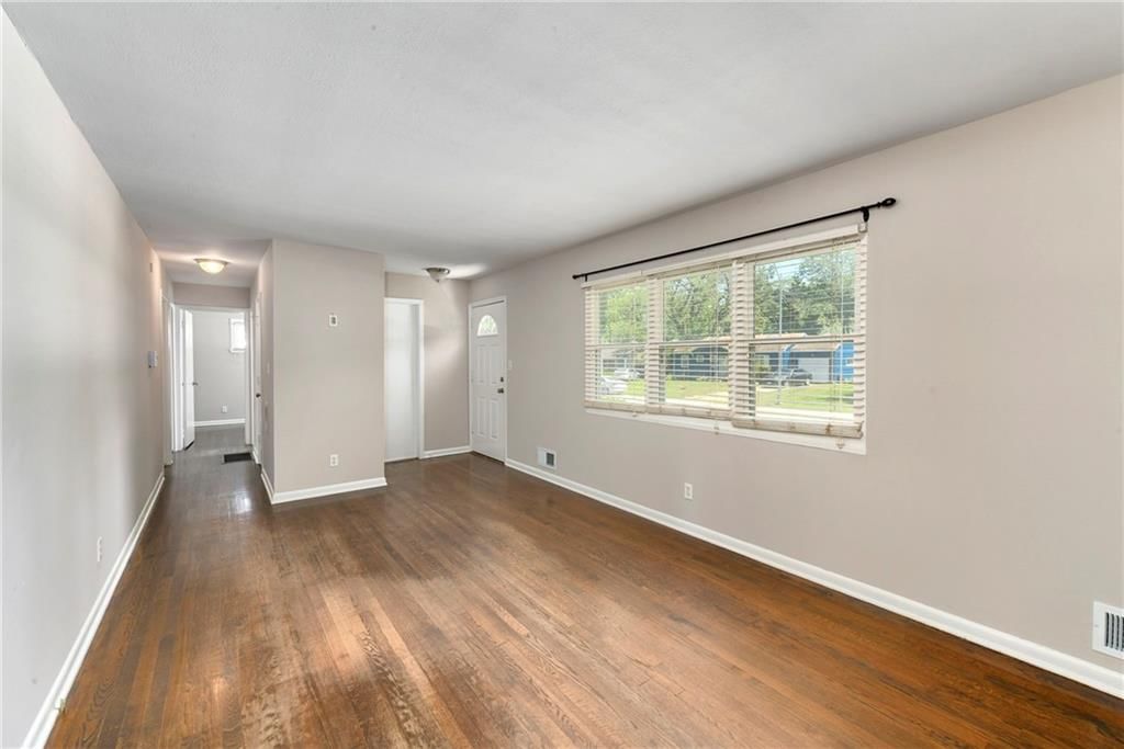 9914 CHARLOTTE Street — photo 7