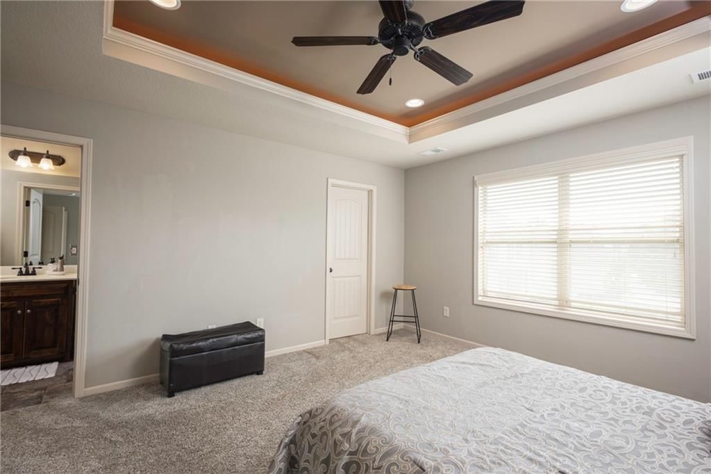 8509 N Highland Avenue — photo 25