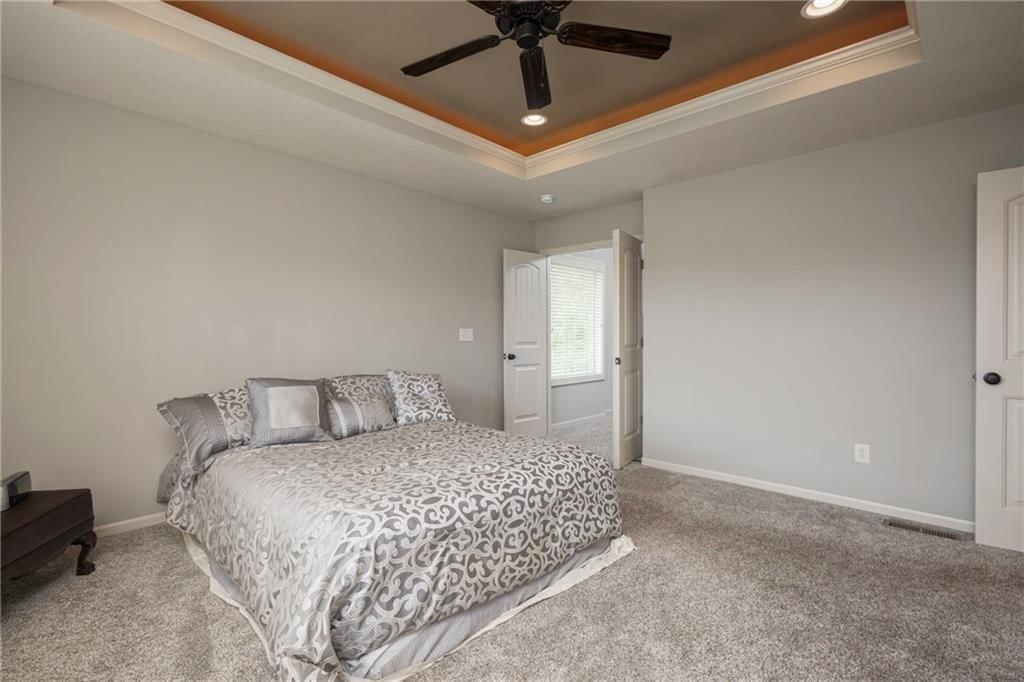 8509 N Highland Avenue — photo 26