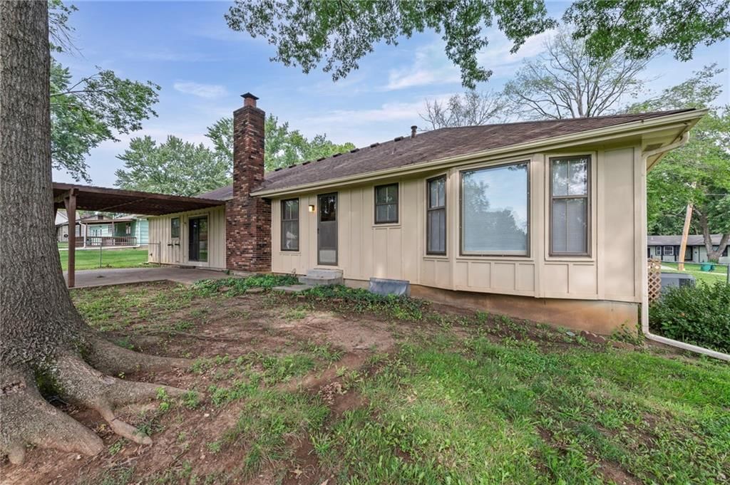 8600 Elm Avenue — photo 33