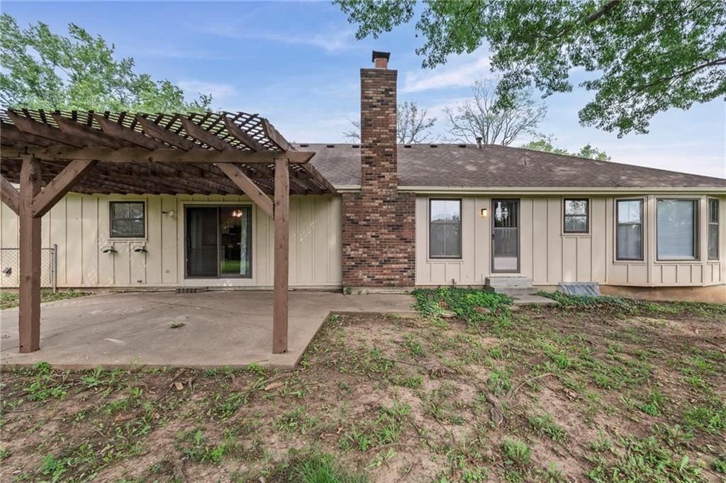 8600 Elm Avenue — photo 34