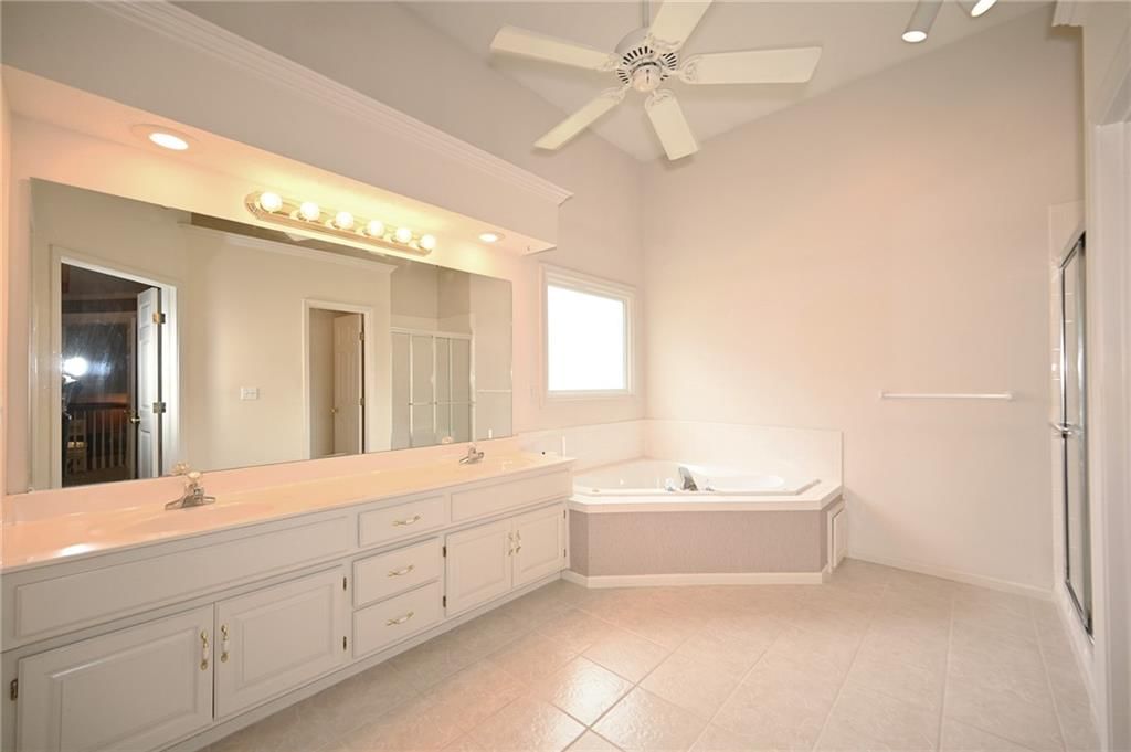 8526 N Flora Avenue — photo 30