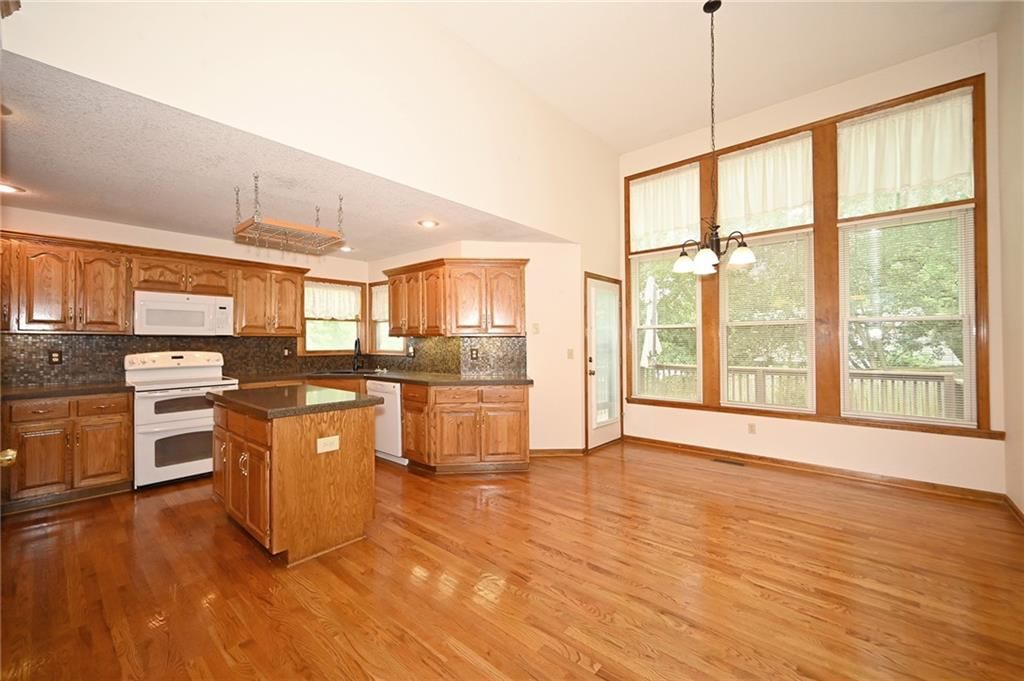 8526 N Flora Avenue — photo 10