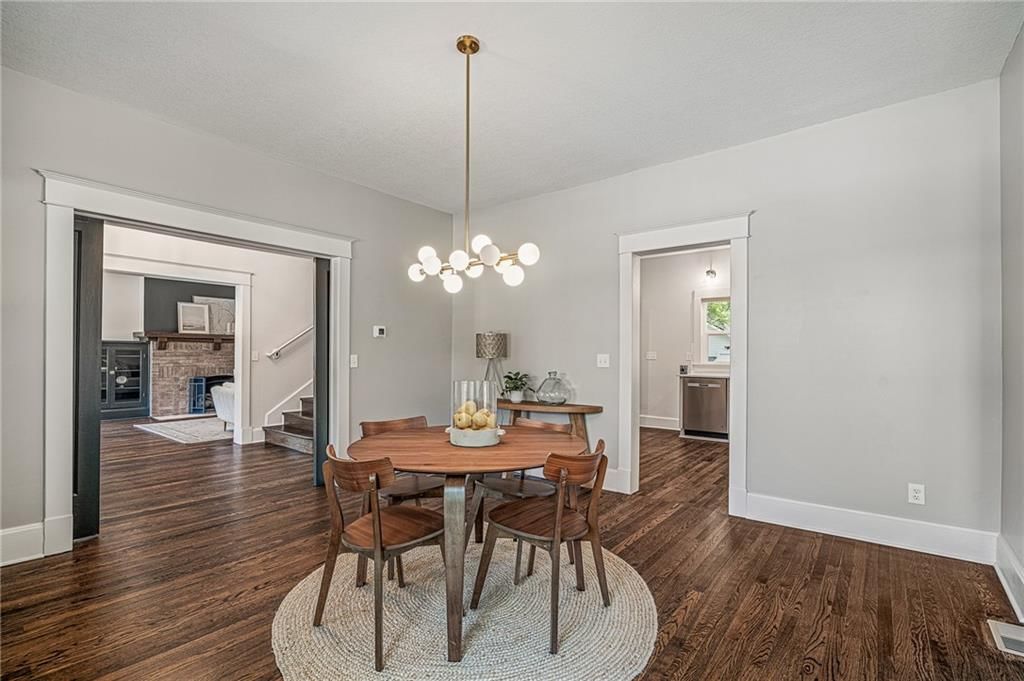 109 E Cedar Street — photo 12