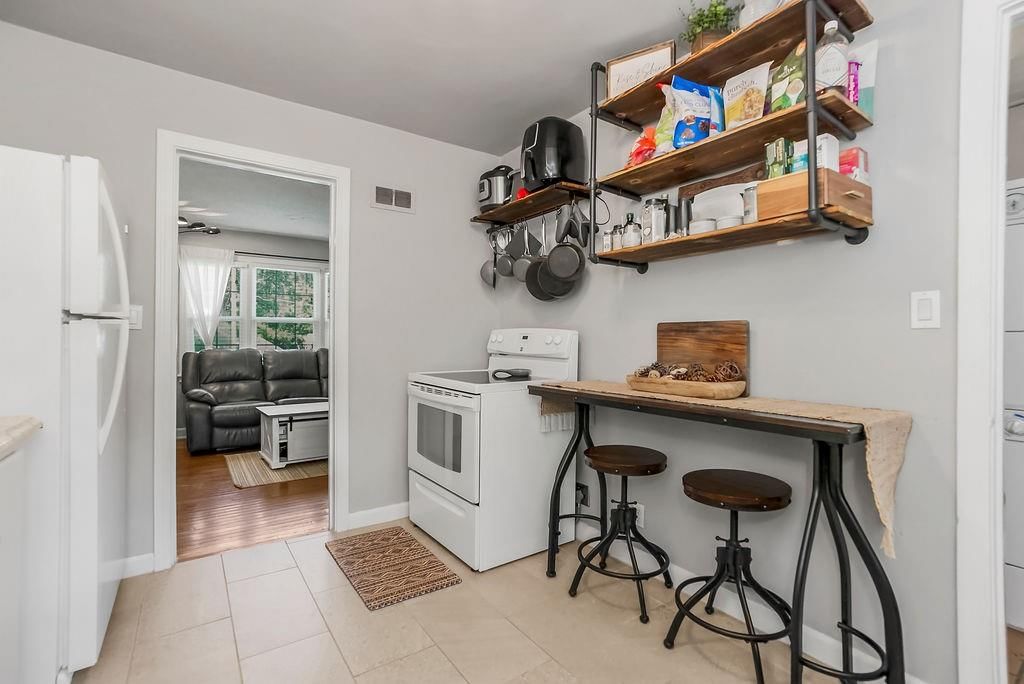 1108 NW B Street — photo 11