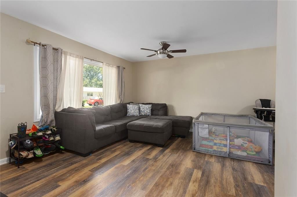 7866 Stover Lane — photo 3