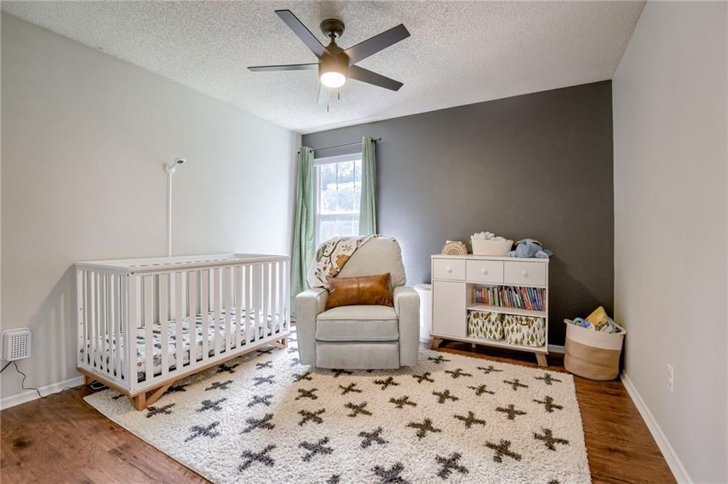 628 NE Swann Circle — photo 22