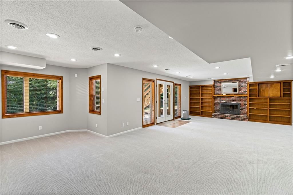 12023 NW Country Club Court — photo 34