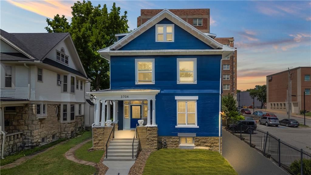 3704 Central Street — photo 3