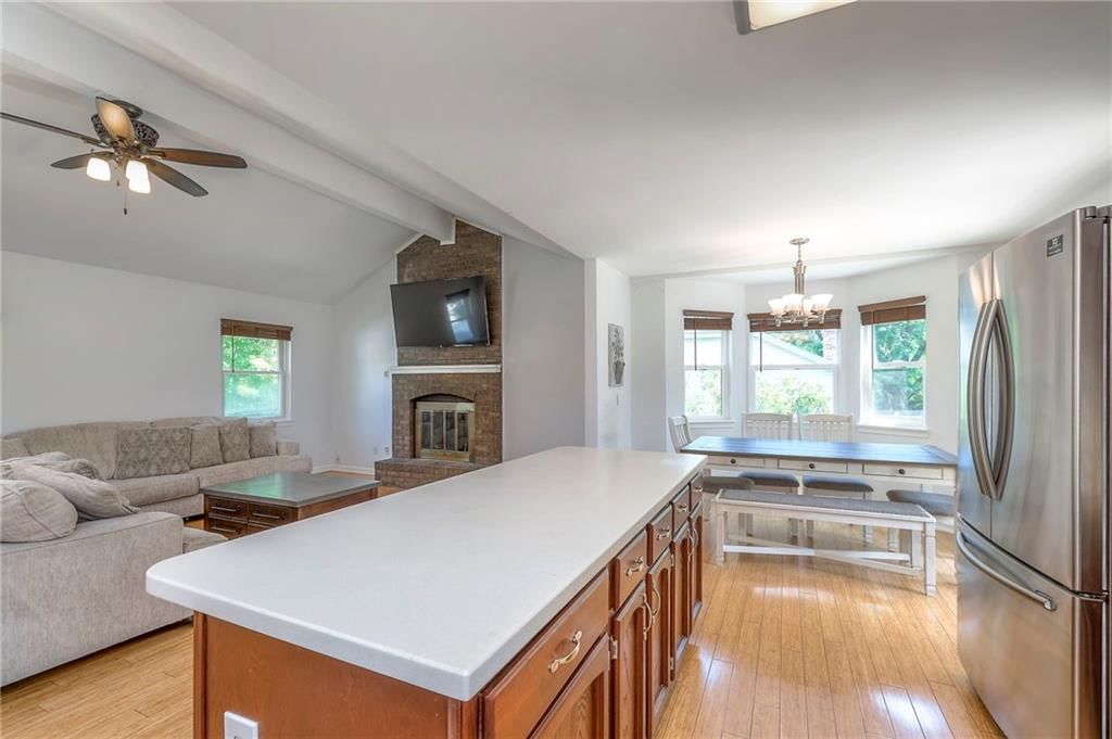1123 W Wabash Terrace — photo 11