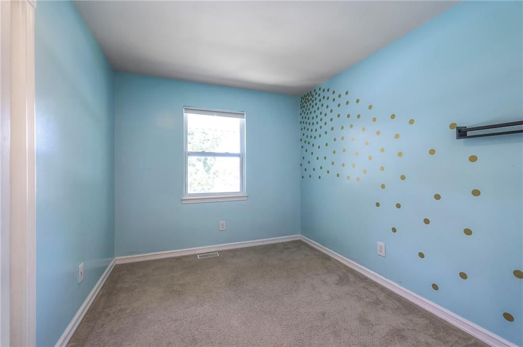 1123 W Wabash Terrace — photo 19