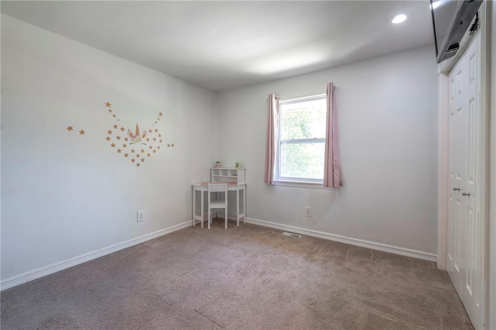 1123 W Wabash Terrace — photo 20