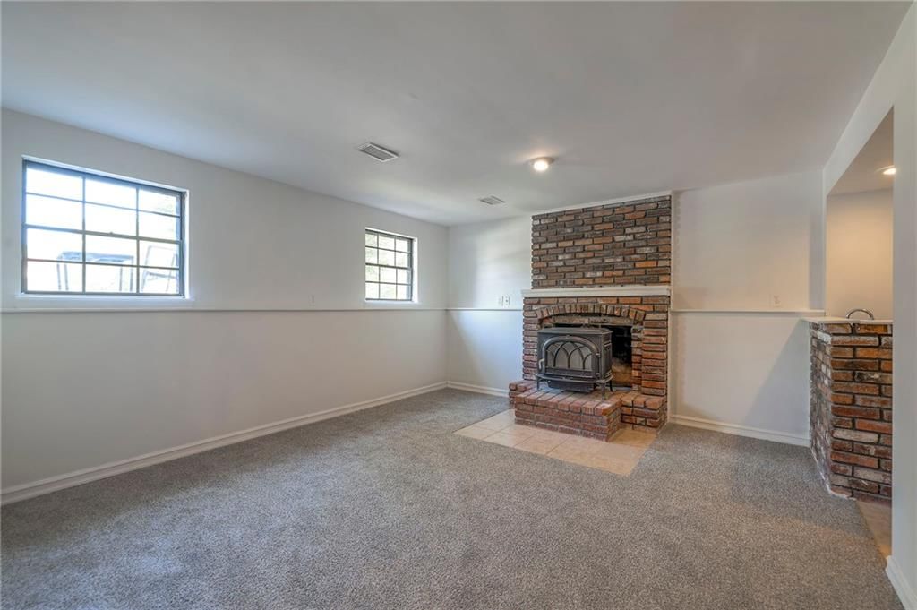 1123 W Wabash Terrace — photo 24