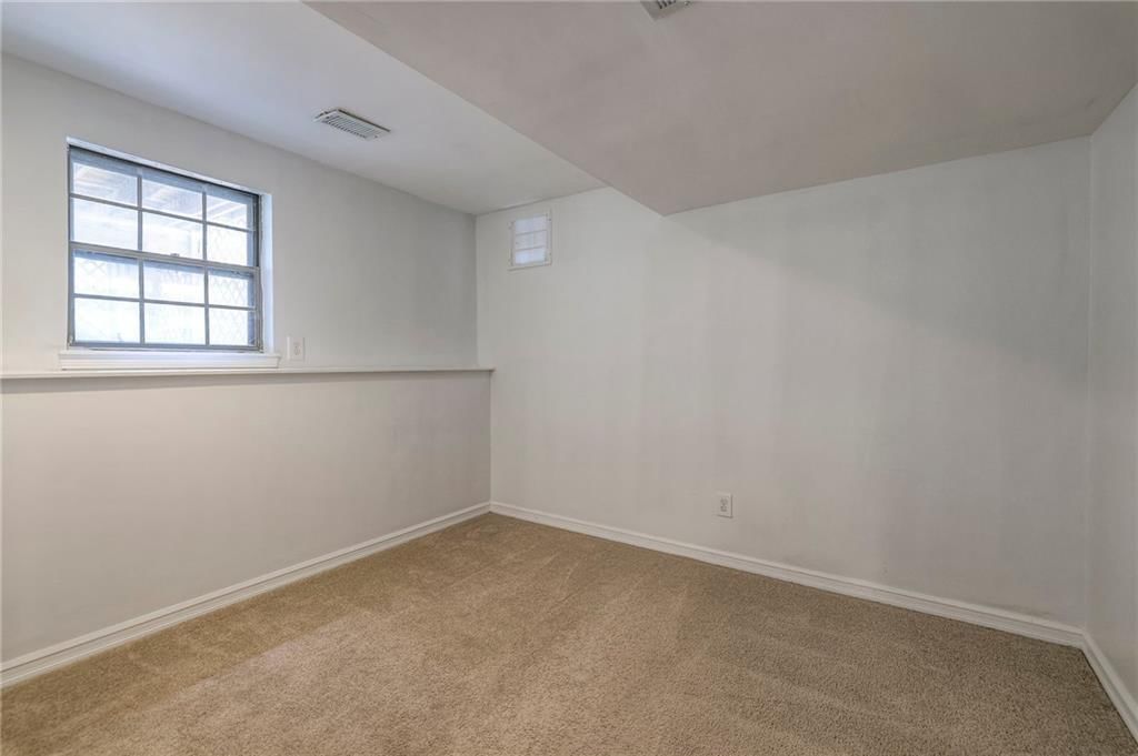 1123 W Wabash Terrace — photo 29