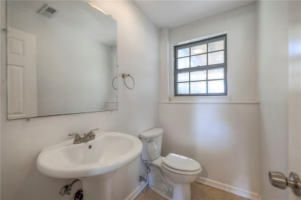 1123 W Wabash Terrace — photo 30