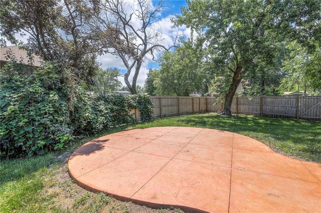 1123 W Wabash Terrace — photo 36