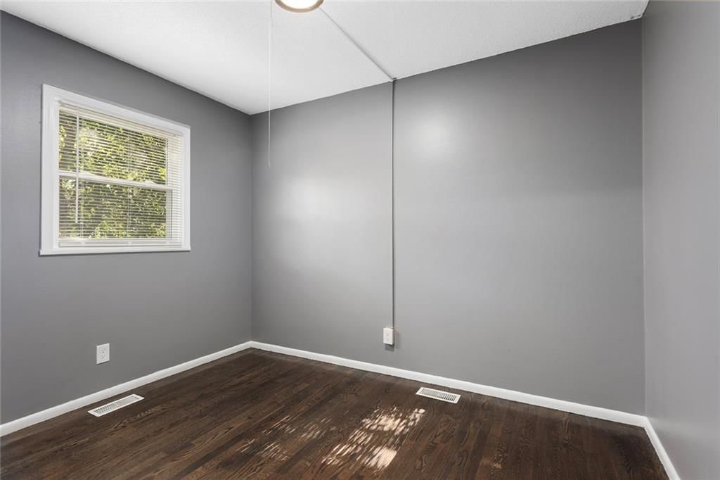 8704 E BANNISTER Terrace — photo 7