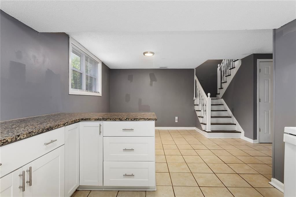 8704 E BANNISTER Terrace — photo 10