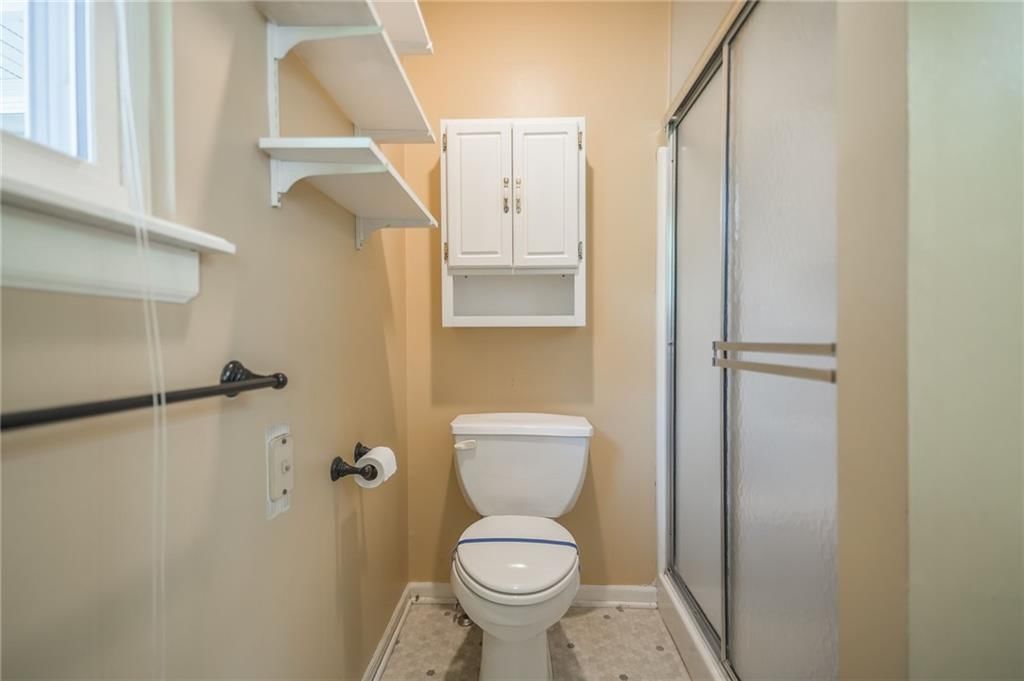 215 N Darrowby Drive — photo 33