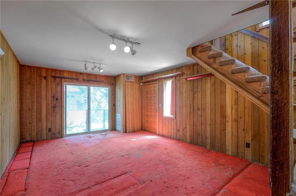5605 Kenwood Avenue — photo 10