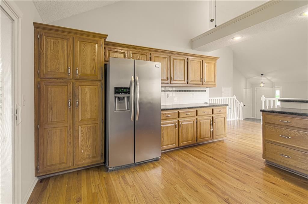 611 NE Field Creek Drive — photo 11