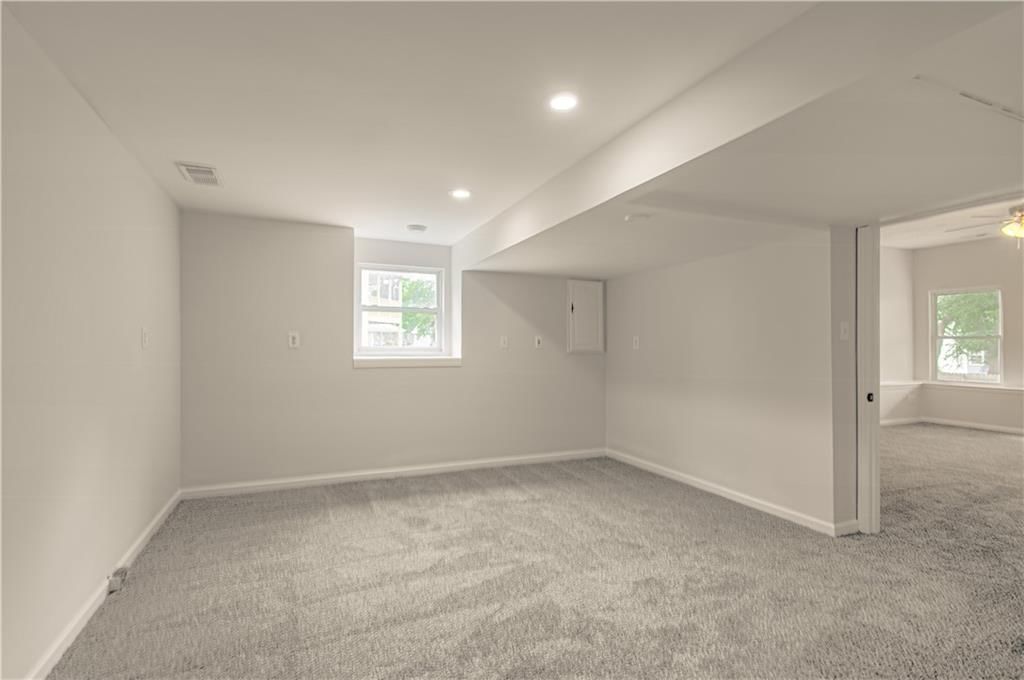611 NE Field Creek Drive — photo 26