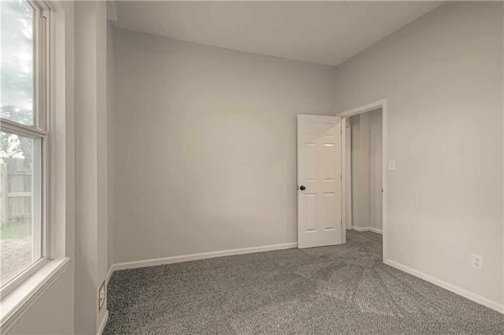 611 NE Field Creek Drive — photo 30