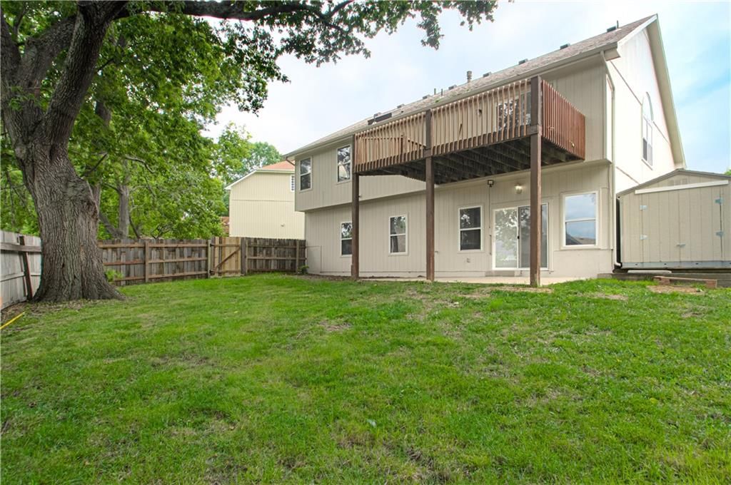 611 NE Field Creek Drive — photo 35