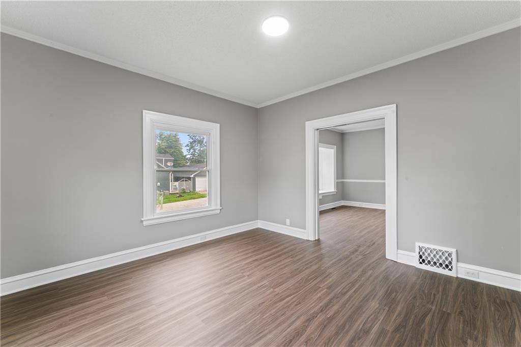 307 N College Street — photo 11