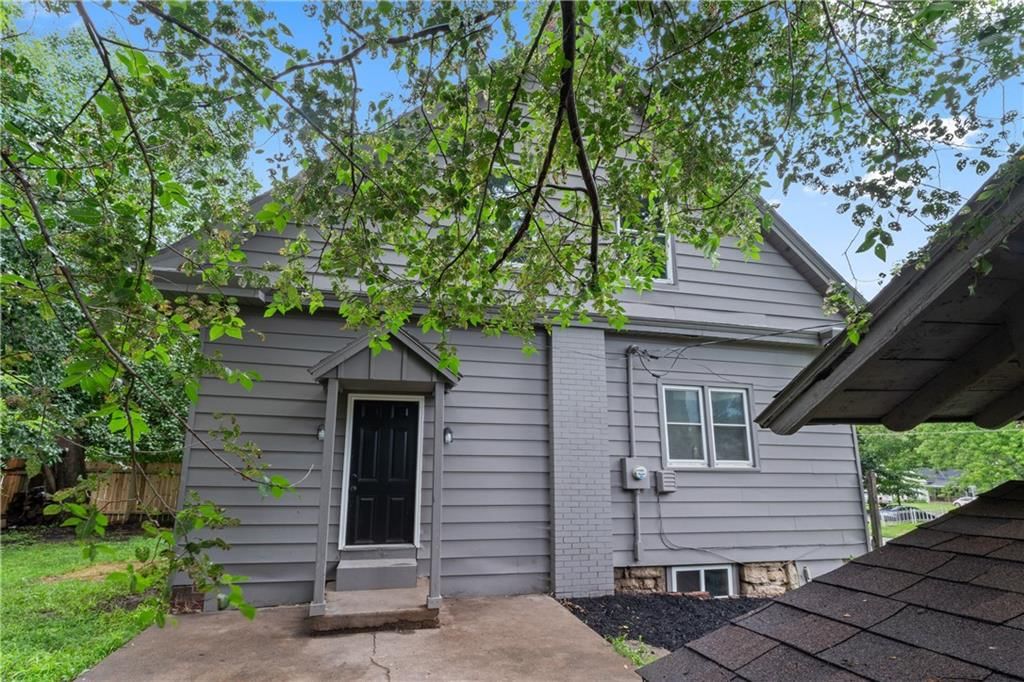 307 N College Street — photo 35