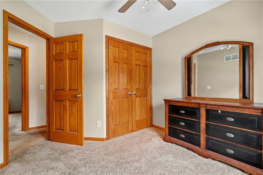 409 Benton Street — photo 12