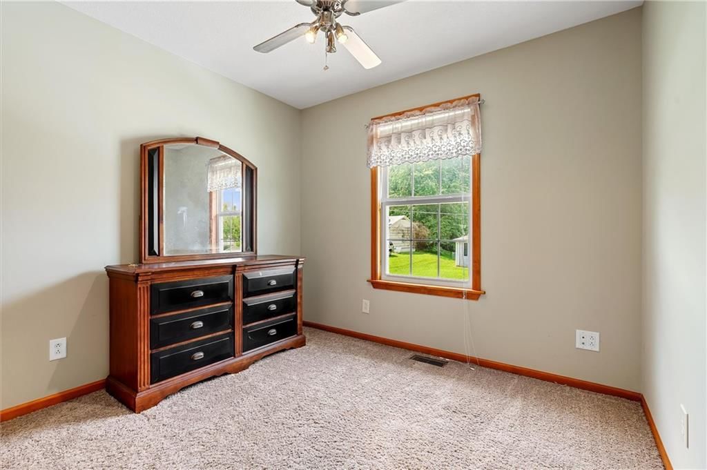 409 Benton Street — photo 13