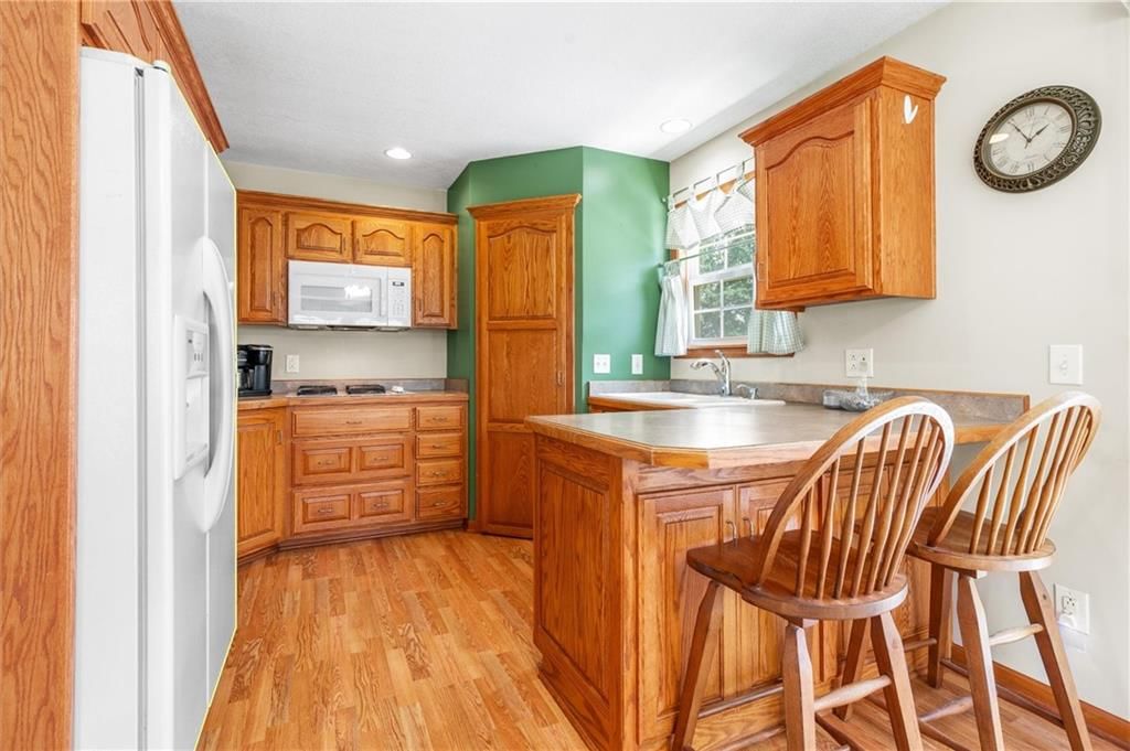 409 Benton Street — photo 7