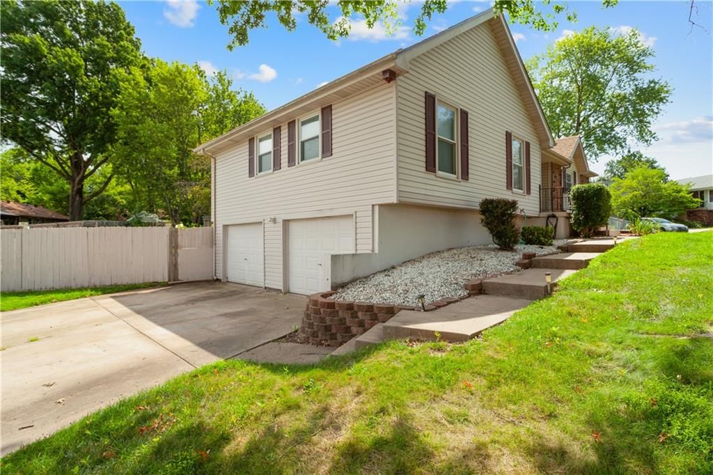 1816 NW 6th Terrace — photo 3