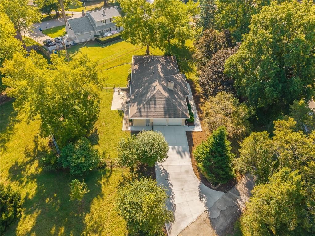 304 Nashua Road — photo 49