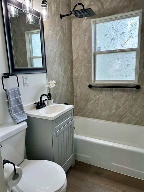 4537 Freeman Avenue — photo 15