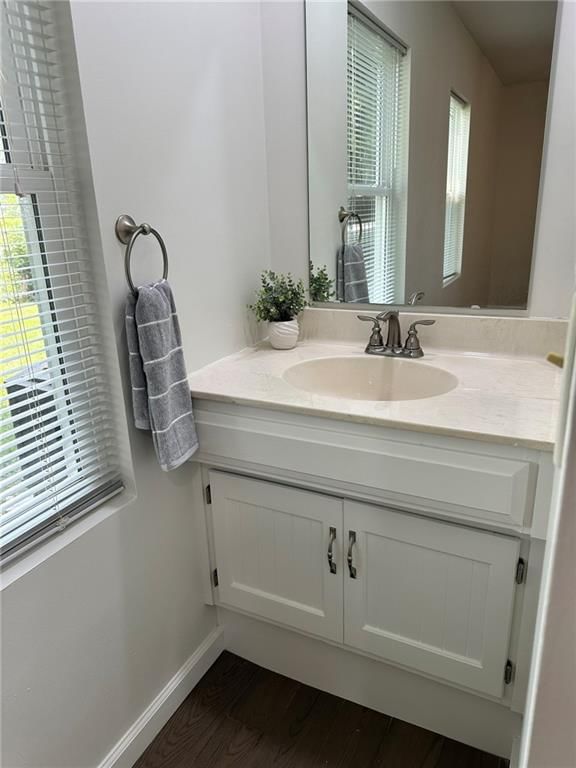 4537 Freeman Avenue — photo 20