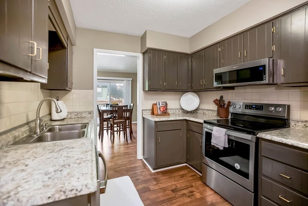 12832 W 67th Street — photo 15