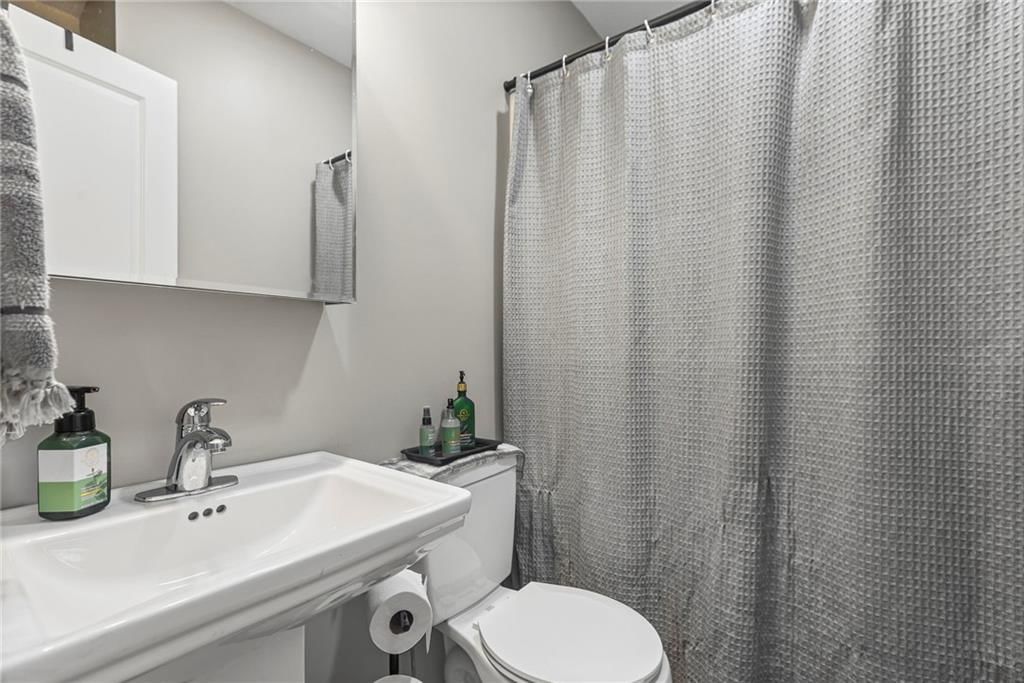 3404 NE 72nd Street — photo 23